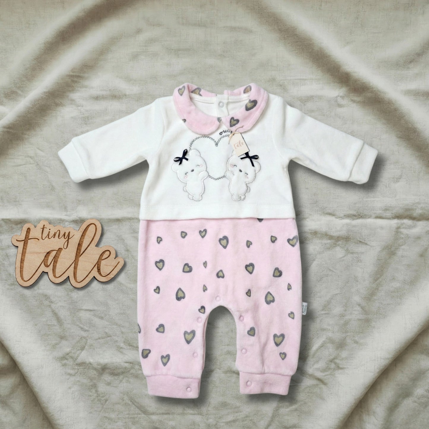 رومبير مخملي للأطفال حديثي الولادة مزين بقلوب - ألوان باستيل متعددة، من 3 إلى 9 أشهر 